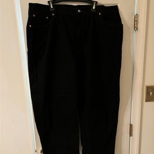 Levi’s black 550 jeans in men’s size 44 waist and 34 length.